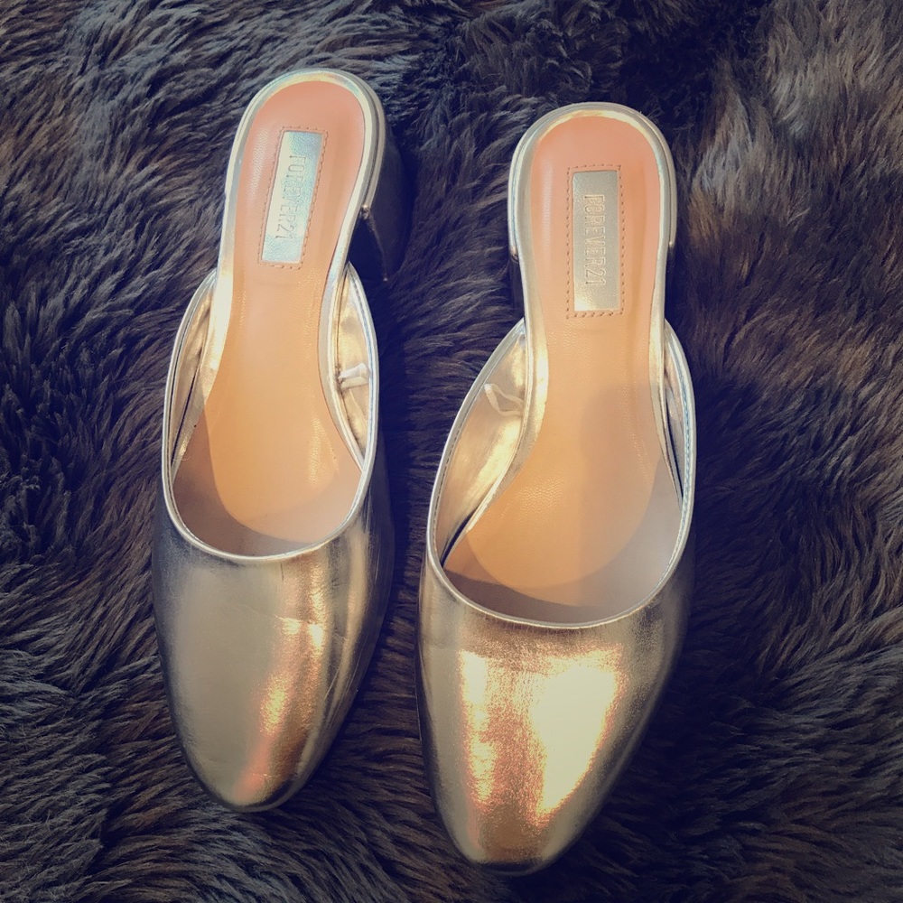 Forever 21 sandal mule